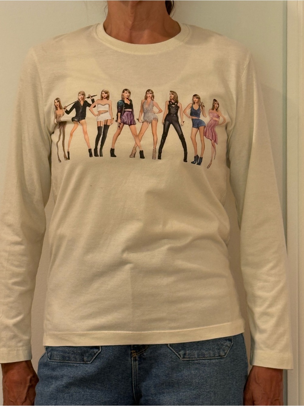 Taylor Swift 1989 (Taylor’s Version) Eras Concert Long Sleeve Tshirt Size L
